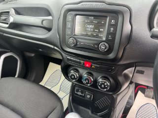 /photos/9814/1a4e3a62-f270-404e-a3b0-631d880e29f6_i320x240.jpg