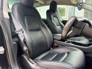 /photos/9814/1b4e1fd5-487c-46da-80bc-0e61a551bc46_i320x240.jpg