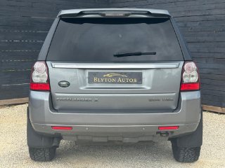 /photos/9814/39585bda-56bd-423b-baa7-494193281406_i320x240.jpg