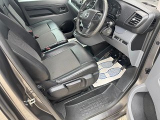 /photos/9814/5757643f-df97-4a38-a89f-28c6af04f561_i320x240.jpg