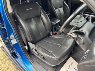 /photos/9814/65266510-d5cc-42db-8078-9823247118f8_i320x240.jpg