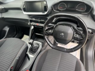 /photos/9814/7925508b-698a-4b36-8239-6b3660f237a5_i320x240.jpg