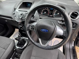/photos/9814/a23336c2-dd67-4c32-b05b-8eb21e76b1e0_i320x240.jpg