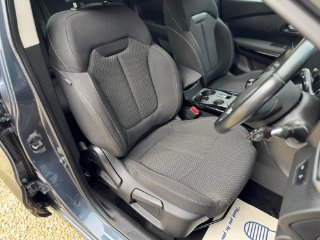 /photos/9814/b2a31c8a-9db2-43be-9f1a-4387586a1d65_i320x240.jpg