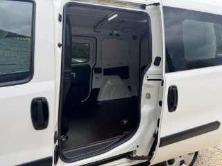 /photos/9814/fa6413cb-4420-4a6c-9f48-24ddcd5c3d1e_i320x240.jpg